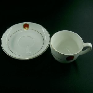PIC-4954-Set-Cup-DishGreat-Hall-02