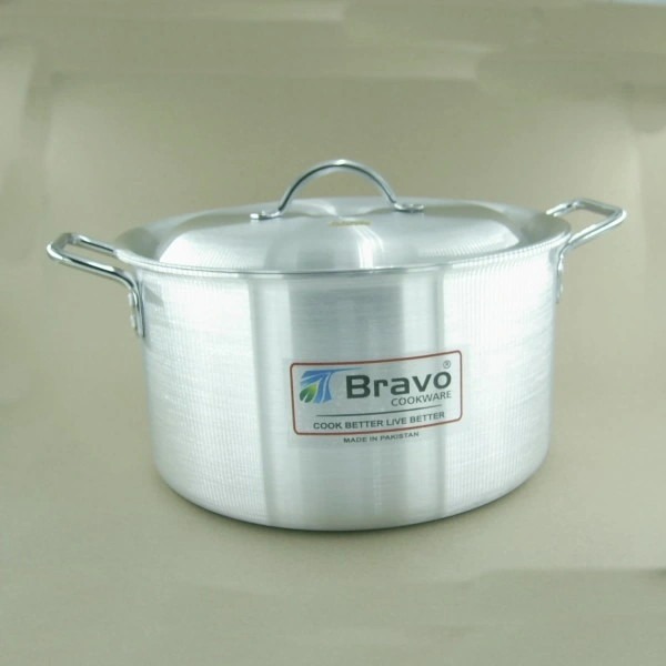 bravo Aluminum Casserole With lid